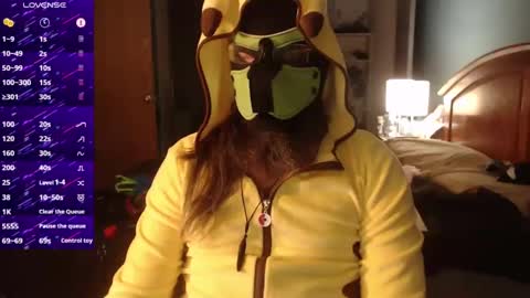 kinkywolf87 online show from 11/01/25, 02:35