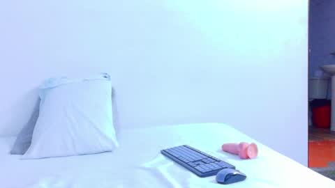 kinkyy_redhead online show from 05/14/26, 11:50