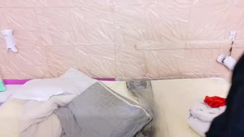 Snapshot of kinkyy_redhead chatting on 06/08/26, 12:49 kinkyy_redhead online show from 06/08/26, 12:49
