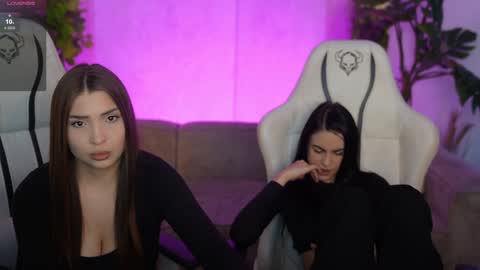 Sweet girls online show from 12/17/25, 09:04