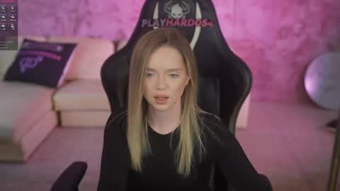 Sweet girls online show from 04/12/26, 07:57