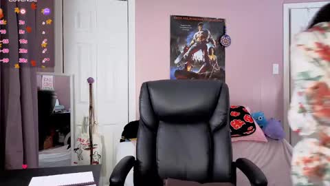 Kira21 13 online show from 11/17/25, 12:16