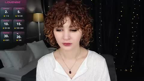 Kira online show from 06/25/26, 12:21