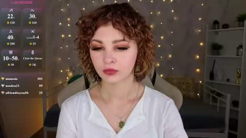 Kira online show from 07/07/26, 07:23