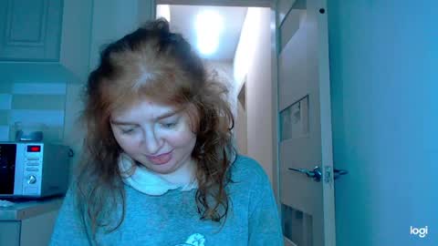 Snapshot of kira_foxy_ chatting on 05/29/26, 12:25 Kira online show from 05/29/26, 12:25