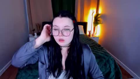 kira online show from 03/24/26, 01:10