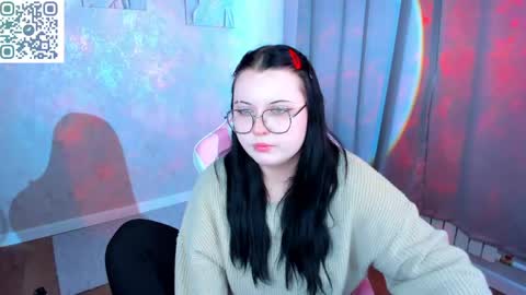 kira online show from 04/17/26, 09:01