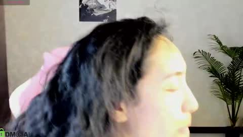 Aura online show from 11/18/25, 12:49