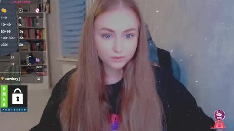 Snapshot of kira_love_sleep chatting on 12/03/24, 04:28 you know thumb up me please its important online show from 12/03/24, 04:28