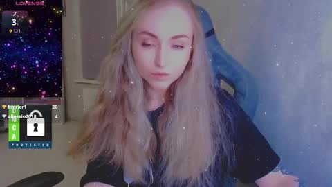 you know thumb up me please its important online show from 12/01/25, 04:01