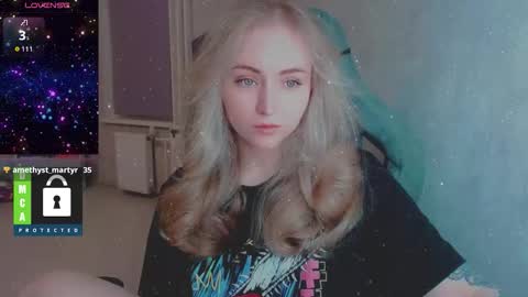 you know thumb up me please its important online show from 01/09/26, 04:43