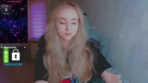 you know thumb up me please its important online show from 04/15/26, 04:47