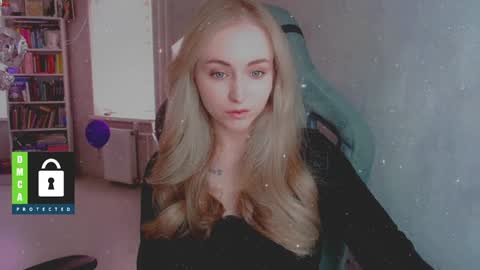 you know thumb up me please its important online show from 04/18/26, 03:49