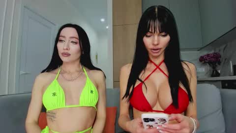 Kira and friends online show from 09/27/25, 04:12