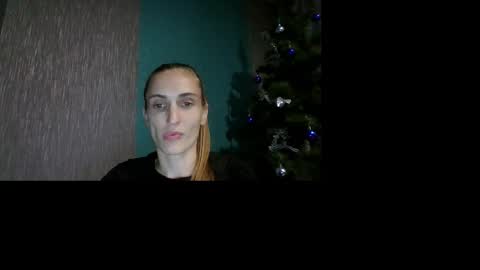 kira_morekiss online show from 12/13/25, 07:53