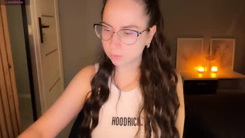 Snapshot of kira_nuru_queen chatting on 02/13/26, 11:34 Kira online show from 02/13/26, 11:34