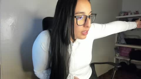 Snapshot of kira_stormm58 chatting on 06/10/26, 12:22 kira stormm58 online show from 06/10/26, 12:22