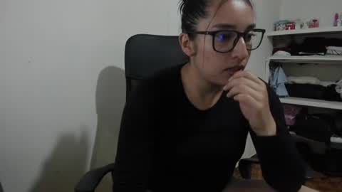 Snapshot of kira_stormm58 chatting on 06/10/26, 10:19 kira stormm58 online show from 06/10/26, 10:19