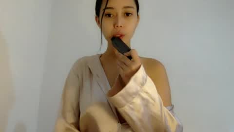 KIRA online show from 06/29/26, 07:25