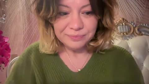 KiraDivine online show from 02/09/26, 02:32