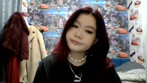 Kira online show from 12/21/25, 06:04