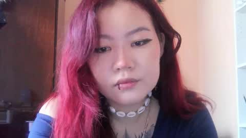 Kira online show from 02/18/26, 09:38