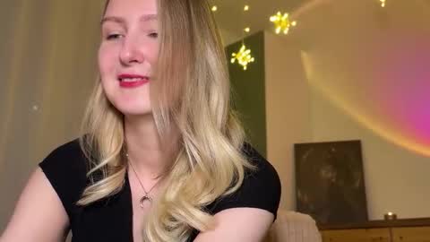 KiraFatex online show from 10/14/25, 03:46