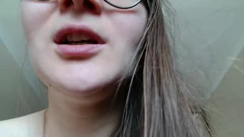 KiraGoldens online show from 03/21/26, 06:18