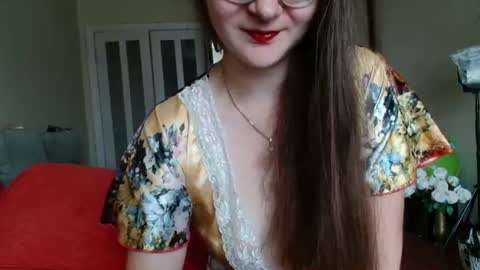 KiraGoldens online show from 07/29/26, 06:33