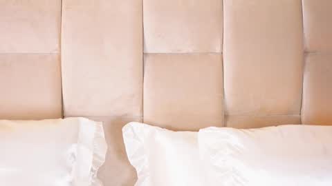 Snapshot of kirakayleigh chatting on 10/01/25, 12:49 kira online show from 10/01/25, 12:49