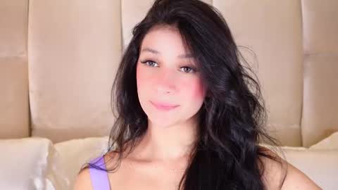 Snapshot of kirakayleigh chatting on 10/05/25, 11:13 kira online show from 10/05/25, 11:13