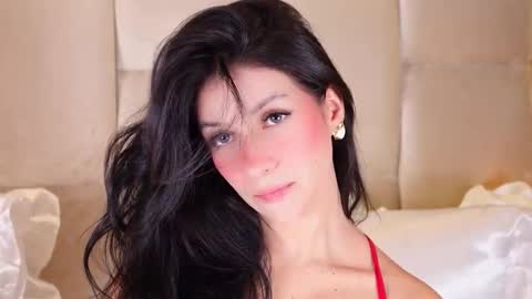 Snapshot of kirakayleigh chatting on 10/08/25, 01:47 kira online show from 10/08/25, 01:47