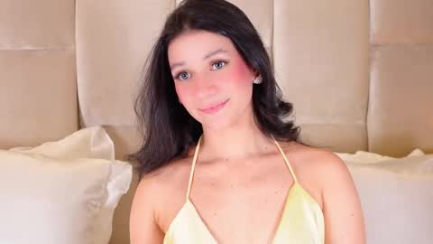 Snapshot of kirakayleigh chatting on 11/29/25, 02:36 kira online show from 11/29/25, 02:36