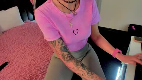 Kira online show from 09/23/25, 01:41