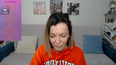 kiramartins cat online show from 01/22/25, 04:44