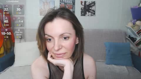 kiramartins cat online show from 11/09/25, 08:07