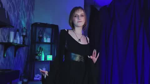 Kira online show from 02/19/26, 11:34