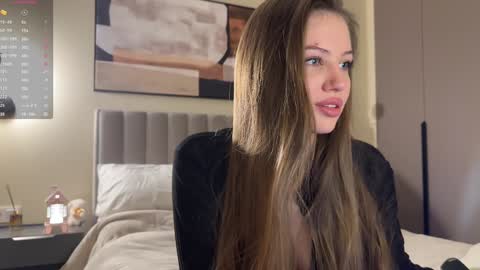 Kira online show from 12/24/24, 03:05