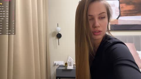 Kira online show from 01/23/25, 11:15