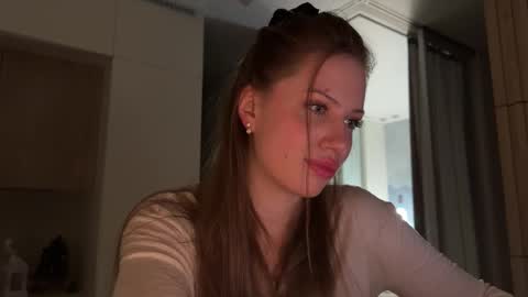 Kira online show from 01/13/26, 05:07