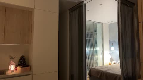 Kira online show from 02/17/26, 04:02