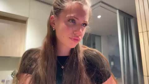 Kira online show from 03/16/26, 04:11