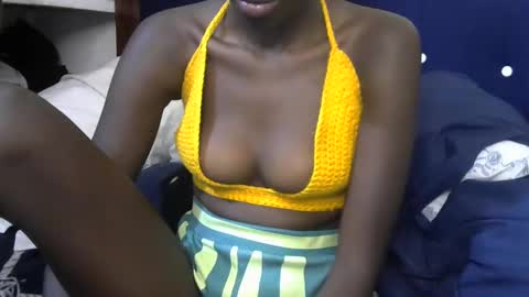 Kira online show from 01/08/26, 07:43