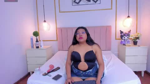 kiri  online show from 04/21/26, 03:46