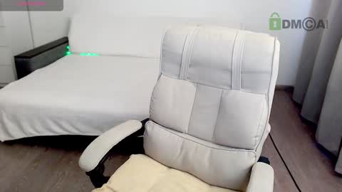 Kiri online show from 12/08/24, 11:14