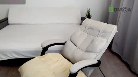 Kiri online show from 12/19/24, 05:18