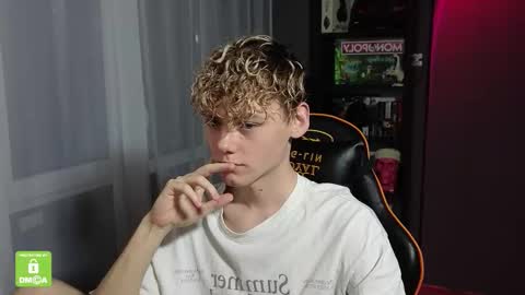 Kirill and Andrey online show from 10/20/25, 11:27