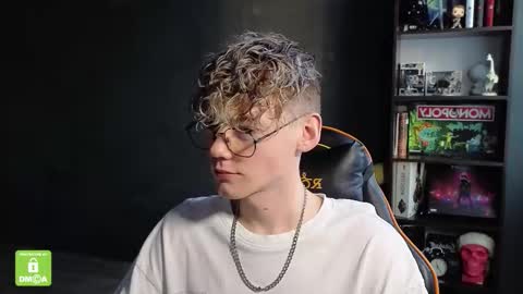 Kirill and Andrey online show from 11/20/25, 01:11