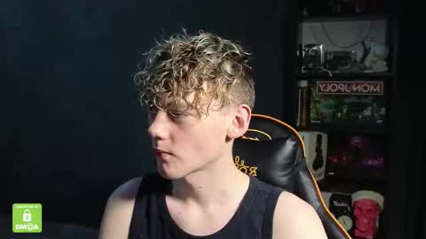 Kirill and Andrey online show from 11/26/25, 05:47