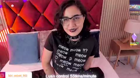 Snapshot of kirivelvet chatting on 06/20/26, 03:42 Samantha Velvet online show from 06/20/26, 03:42